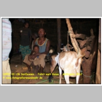 18951 03 136 Dorfscenen - Fahrt nach Konso - Aethiopien 2012.jpg